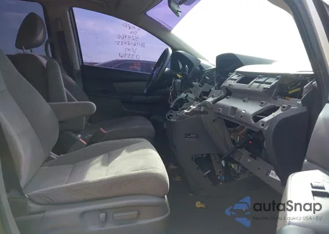 2014 Honda Odyssey Lx z USA, uszkodzony, nr VIN 5FNRL5H27EB033961